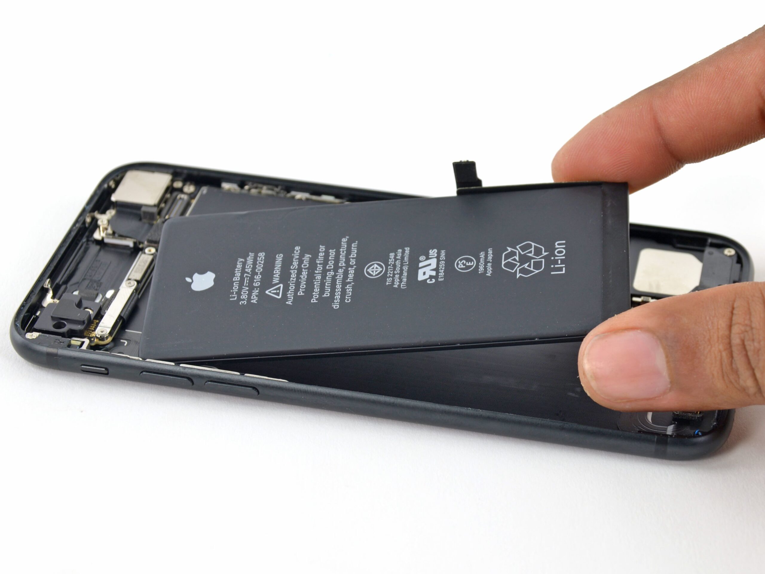 iPhone 16 Pro battery iPhone 16 Pro